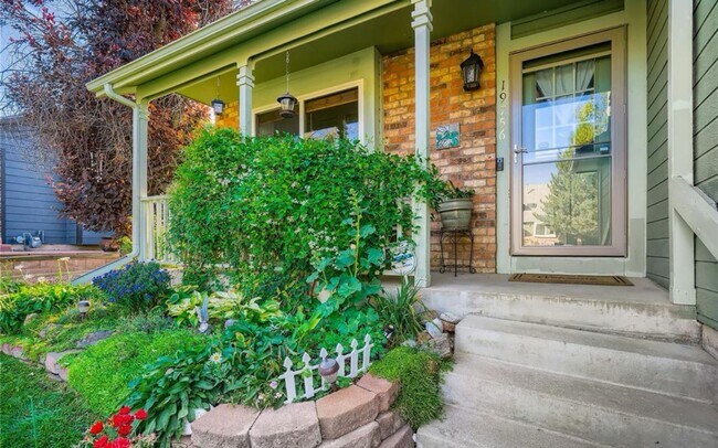 Photo - Incredible Tri-level home in Cherry Creek ...