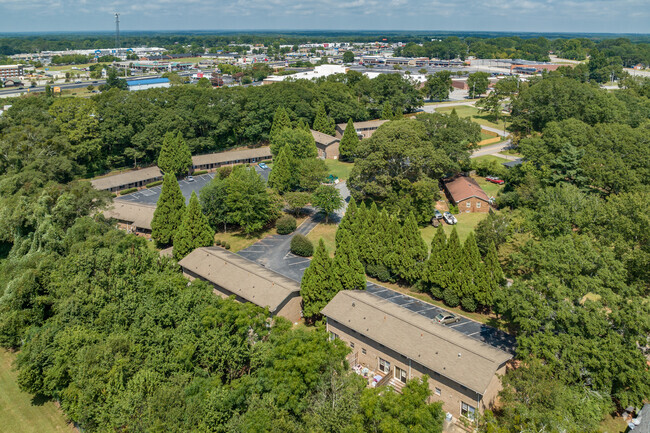 Aerial Photo - North Pointe Apartments