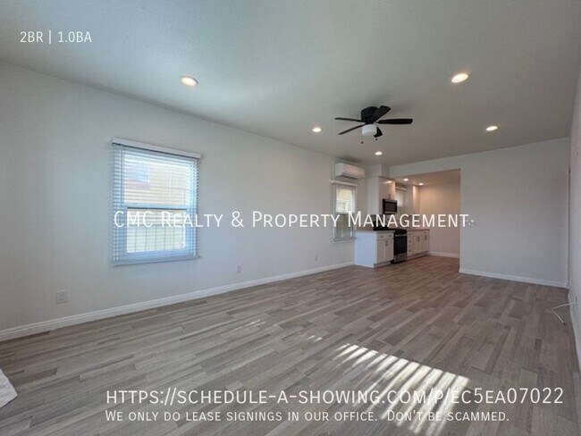 Building Photo - 5255 E Ocean Blvd