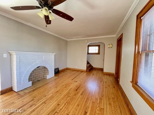 Building Photo - 3 br, 1.5 bath House - 211 E Washington St