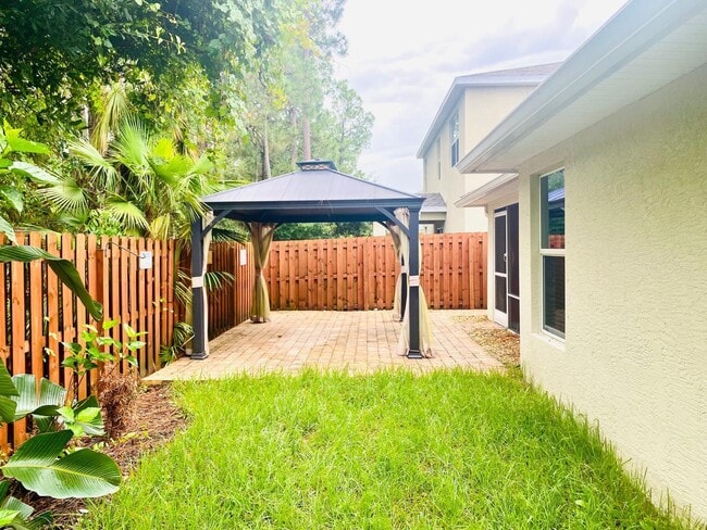 Foto del edificio - 9553 Seaspray Dr