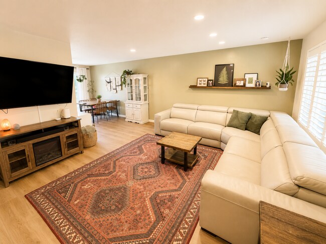 Foto del edificio - 2820 Bollinger Canyon Rd
