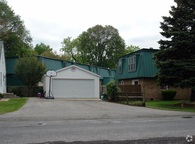 Building Photo - Whitmer Woods