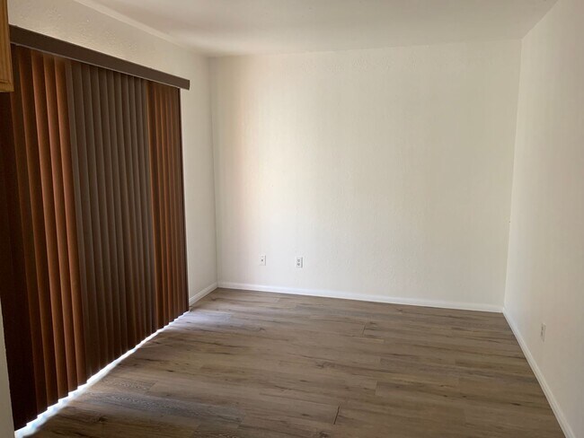 Building Photo - Reduced!!  Sierra Bonita 55 and older only