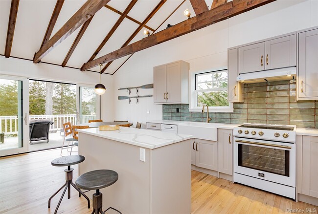 Foto del edificio - 9 Helens Ln