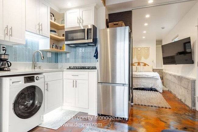 Foto del edificio - 6208 Roy St