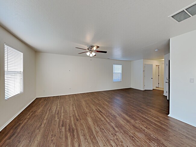 Building Photo - 6603 S Acacia Street