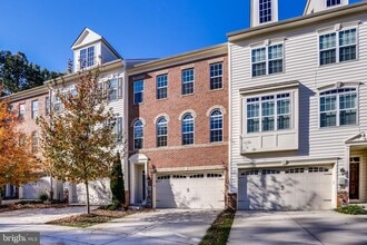 Building Photo - 9949 Veiled Dawn
