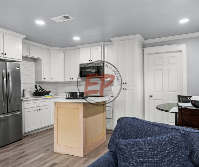 Foto del edificio - 3417 Shelby Ave