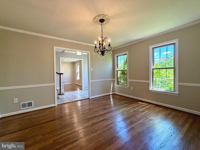 Foto del edificio - 9106 Jones Mill Rd