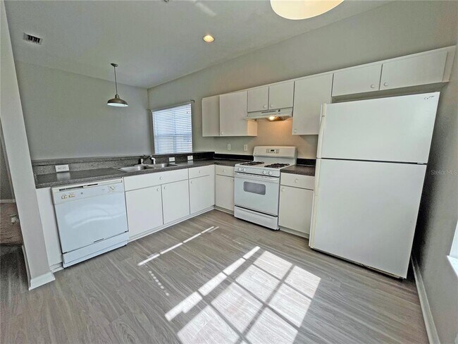 Foto del edificio - 24925 Vintage Ct