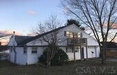 Foto principal - 437 S Clearfield St