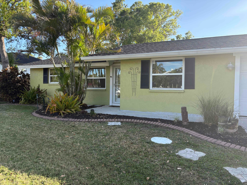 Primary Photo - 4166 Pompano Rd