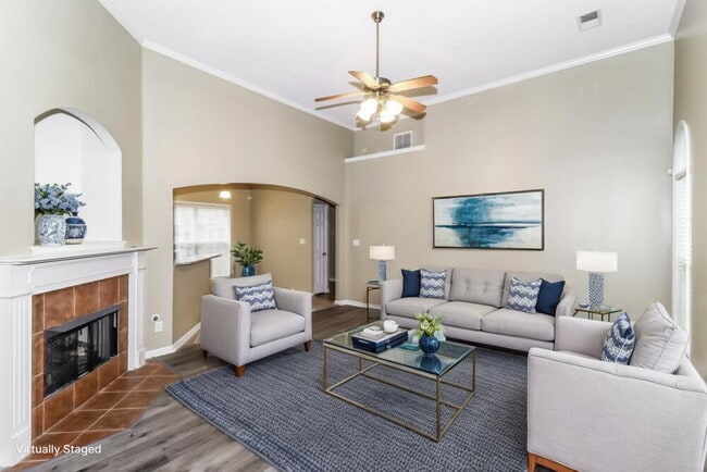 Foto del edificio - 2680 Bending Elm Dr