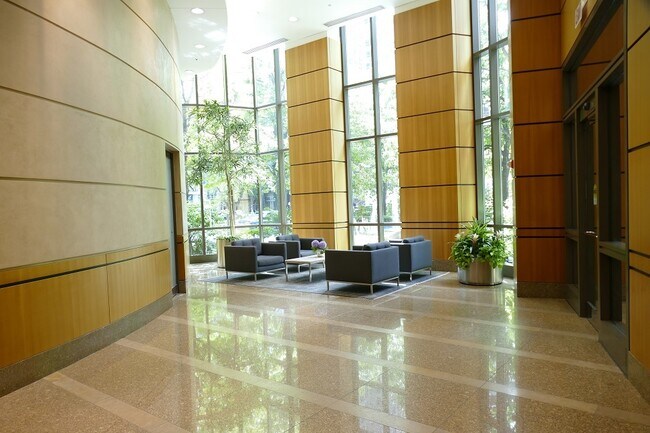 Foto del edificio - 400 N La Salle Dr