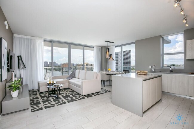 Foto del edificio - 4010 S Ocean Dr