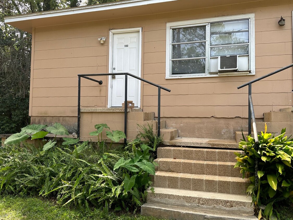 Primary Photo - 545.5 Call St