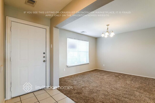Building Photo - 504 Colt Dr