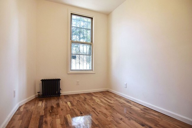 Foto del edificio - 1748 Decatur St