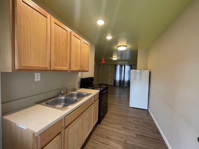 Building Photo - 206 Coles Ferry Pike