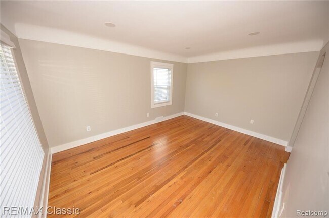 Foto del edificio - 3342 Prairie Ave