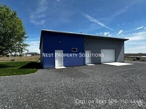 Building Photo - 7458 Bouldercrest Rd NE
