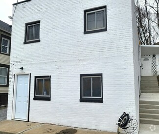 Building Photo - 909 Harmony Ave