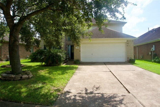 Foto del edificio - 5717 Montclair Hill Ln