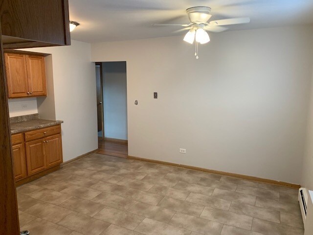 Foto del edificio - 7912 W Belmont Ave