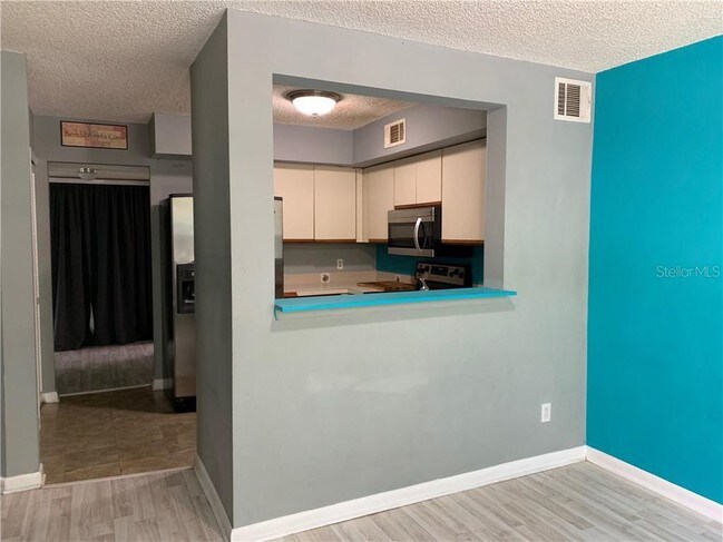 Foto del edificio - 3729 S Lake Orlando Pky