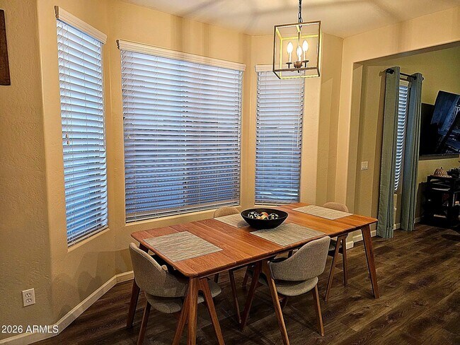 Building Photo - 4622 E Happy Coyote Trail