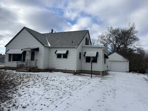 Building Photo - 2134 Graydon Ave