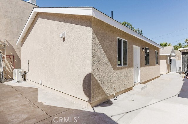 Foto del edificio - 5257 Fountain Ave