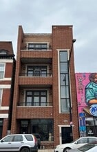 Building Photo - 1918 W Cermak Rd