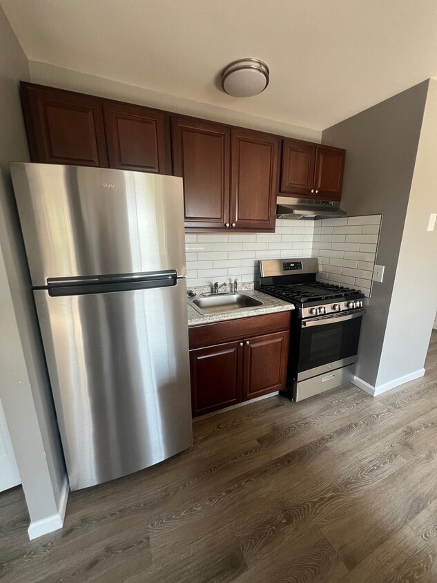 Primary Photo - Alvin Street Apartments