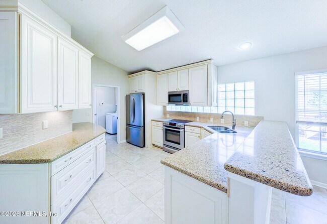 Foto del edificio - 1672 Blue Heron Ln