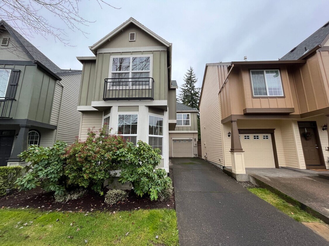 951 SE Ave, Hillsboro, OR 97123 House Rental in Hillsboro