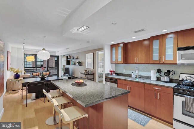 Foto del edificio - 912 F St NW