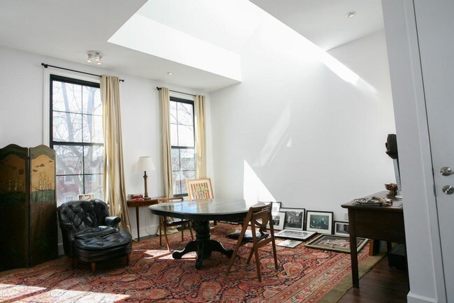 Building Photo - 19 Lefferts Pl