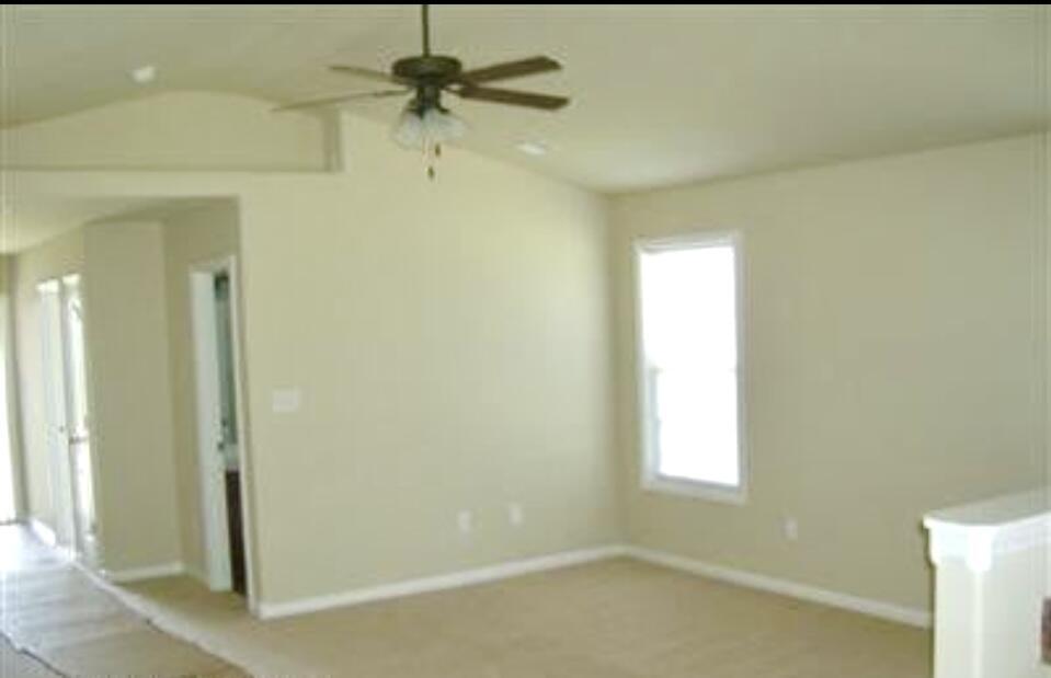 Building Photo - 3228 Tiburon Way
