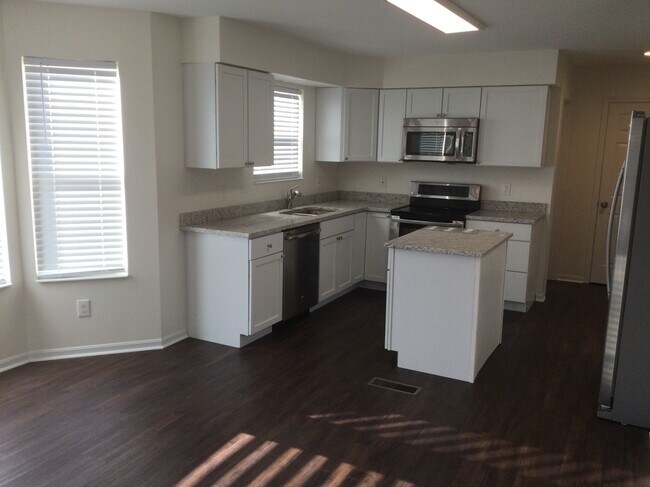 Foto del edificio - 2831 Coachlight Ln