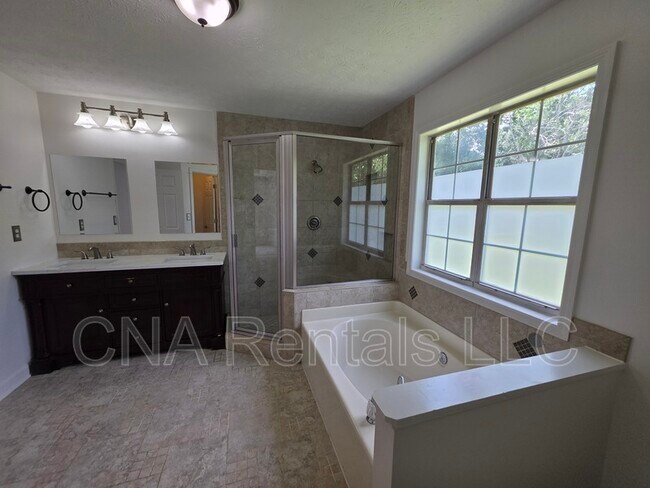 Foto del edificio - 4255 Brandy Ann Dr