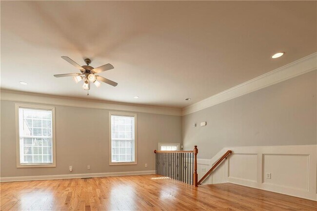 Foto del edificio - 2249 Ewell Park Dr NW