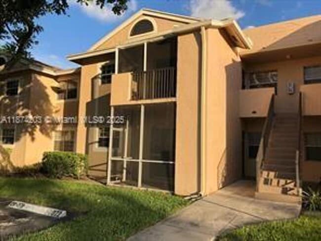 Foto del edificio - 820 Cypress Park Way
