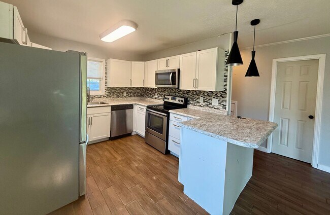 Foto del edificio - 2213 Spence Cir