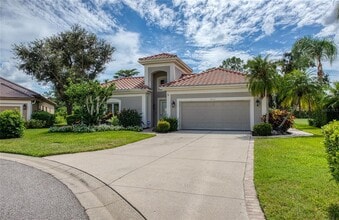 Building Photo - 8736 54th Ave E