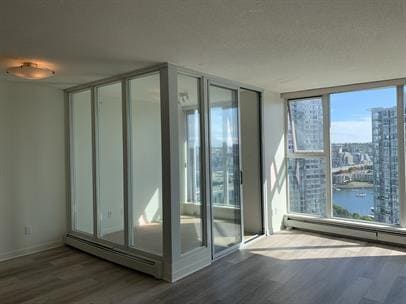Building Photo - 1508-1009 Expo Boulevard