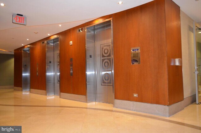 Foto del edificio - 811 4th St NW