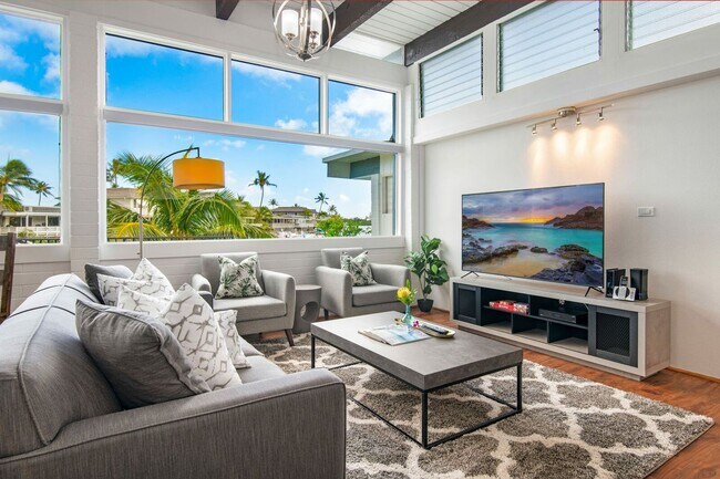 Foto del edificio - BRAND NEW to the market with NEW JACUZZI! Marina Front 3br/2ba