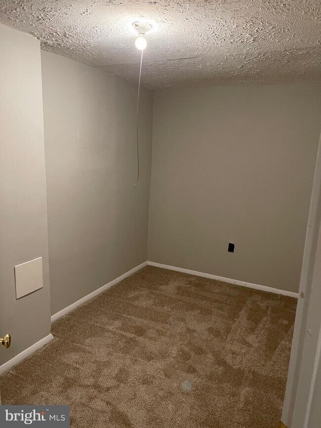 Building Photo - 506 Potomac Hills Dr